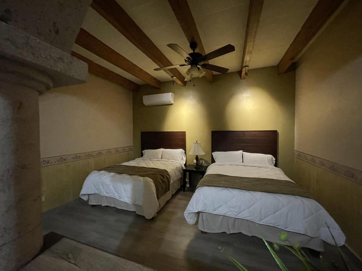 Hotel Real De Los Álamos Buitenkant foto