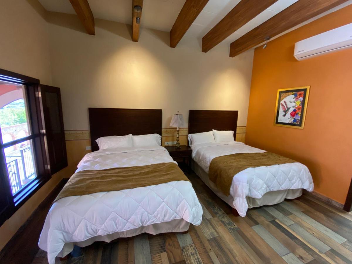Hotel Real De Los Álamos Buitenkant foto
