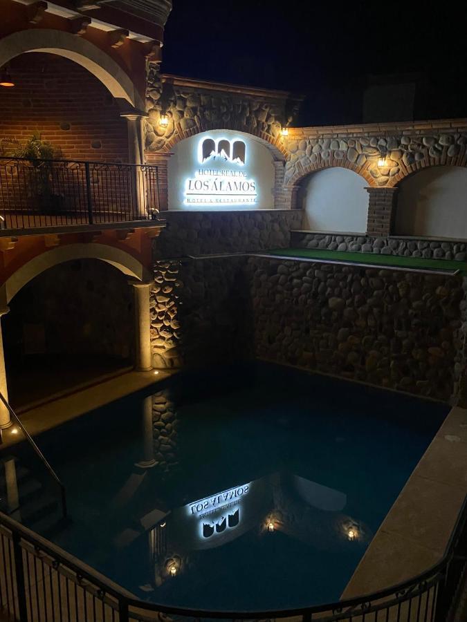 Hotel Real De Los Álamos Buitenkant foto