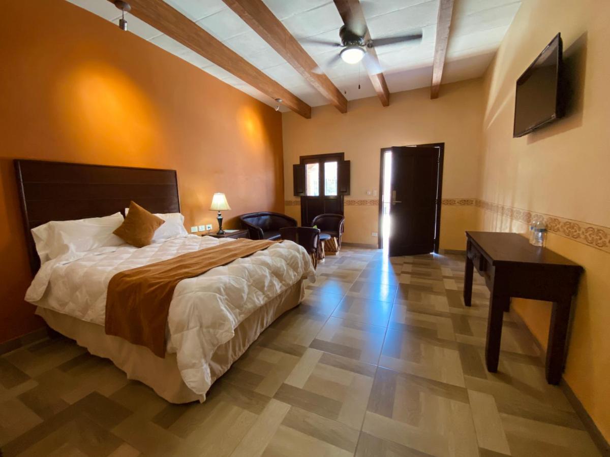 Hotel Real De Los Álamos Buitenkant foto