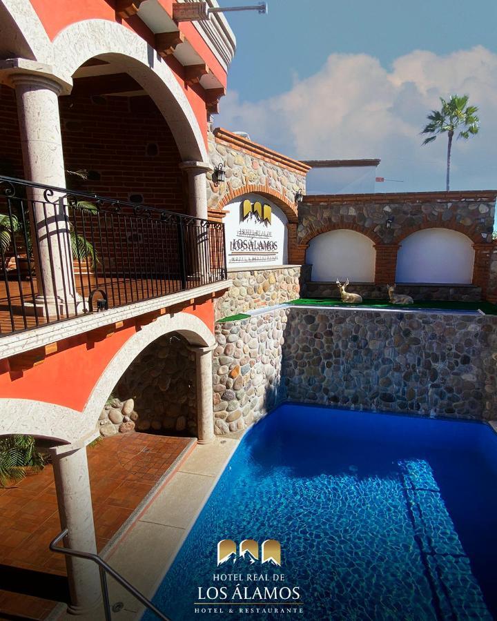 Hotel Real De Los Álamos Buitenkant foto